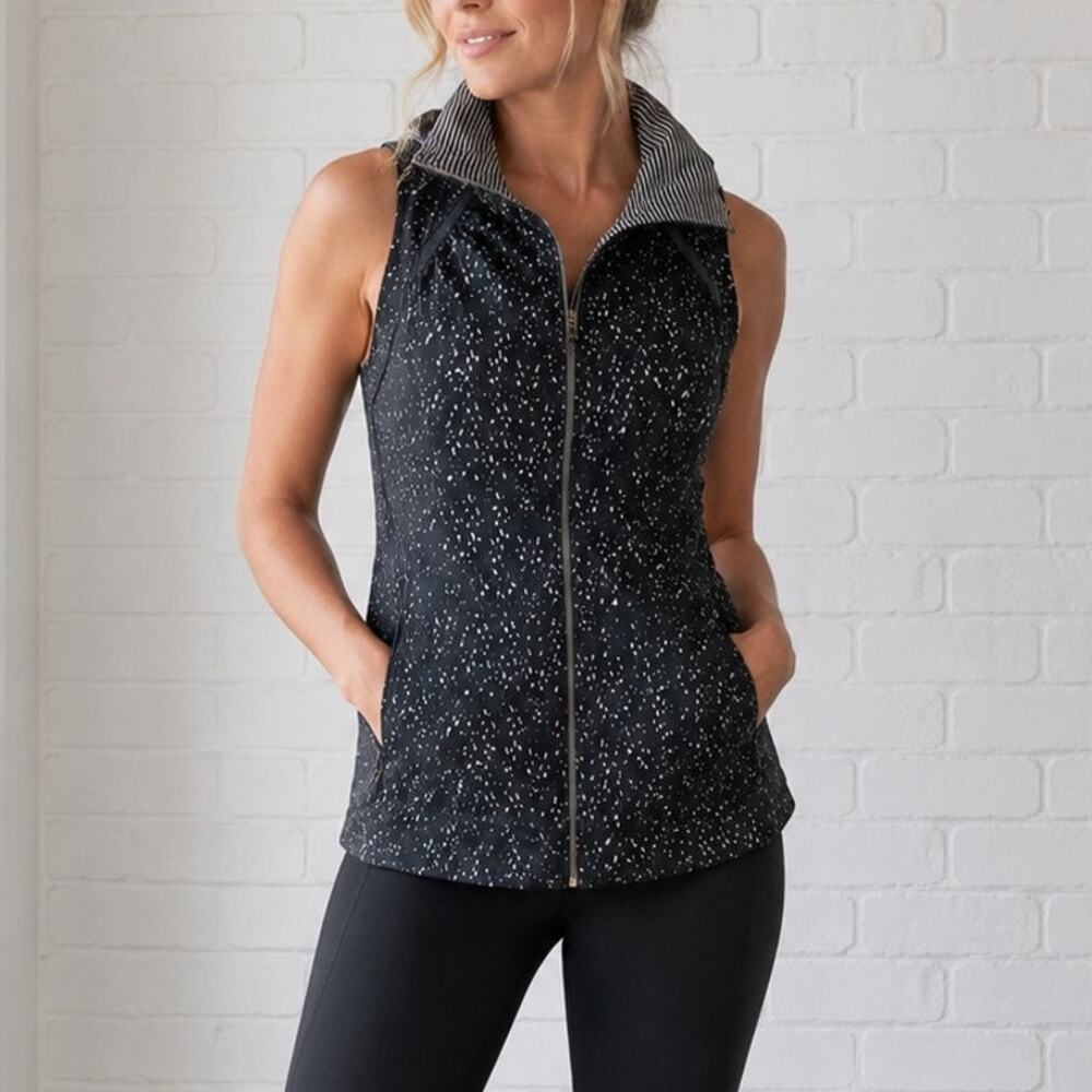 Lululemon Womens Size 6 Black Speckled Full Zip Hooded Vest Athletic Running